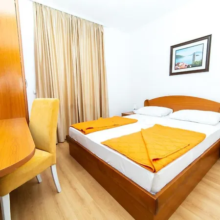 Ponta Appartement Rafajlovići Buitenkant foto